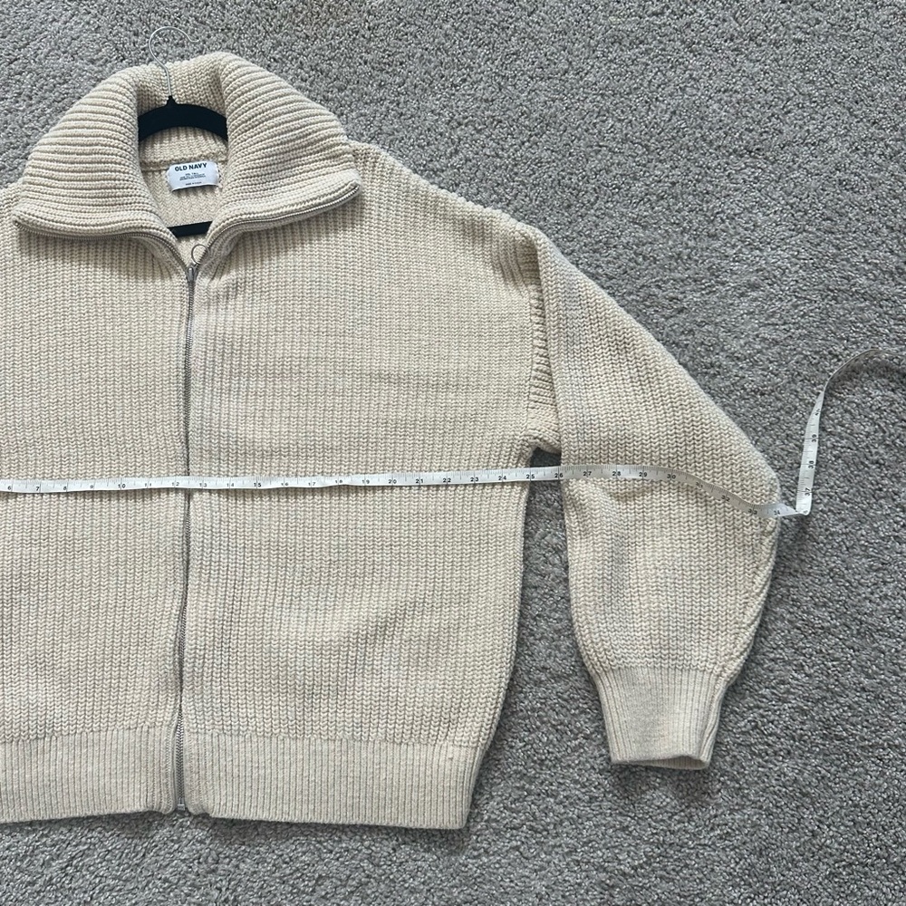 Old Navy Cream Knit Cardigan - Picture 7 of 9